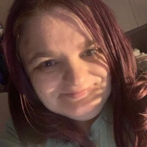 Meet your Posher, Macy